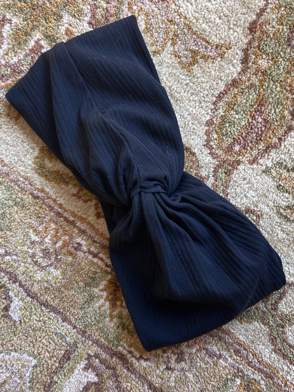 lululemon Black Nulu Knotted Headband